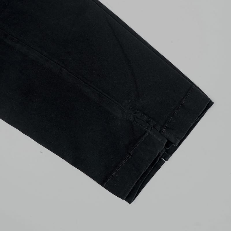 Women's Cotton Twill Trouser in Black – view 4
